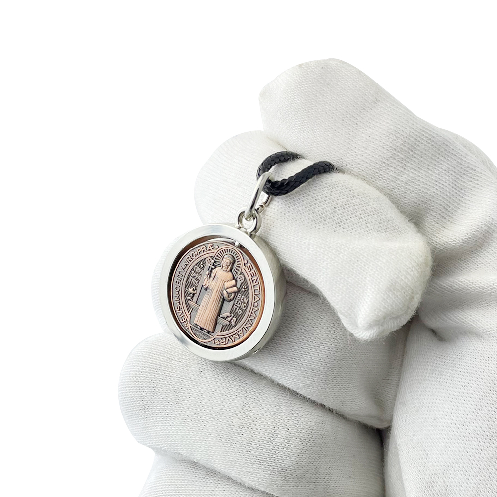 Jewelry & Watches Vitopoulos - Nowy Medalik Świętego Benedykta Naszyjnik Katolicki